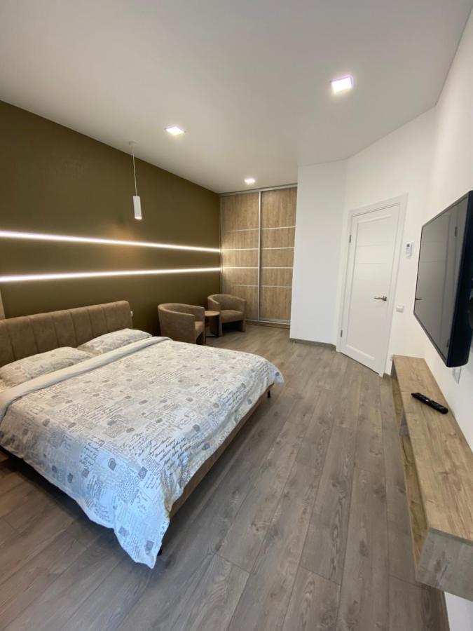 Чудова Квартира В Центрі Міста Rivne Ngoại thất bức ảnh